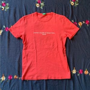 United Colors of Benetton Siena Spellout Crewneck Tee Coral & White Italia 2007